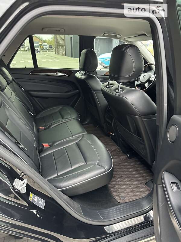 Внедорожник / Кроссовер Mercedes-Benz M-Class 2012 в Луцке