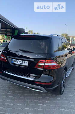 Внедорожник / Кроссовер Mercedes-Benz M-Class 2013 в Одессе