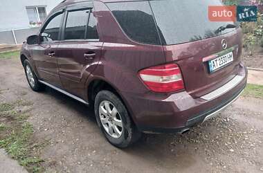Позашляховик / Кросовер Mercedes-Benz M-Class 2008 в 