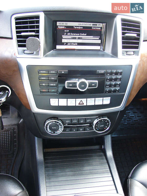 Внедорожник / Кроссовер Mercedes-Benz M-Class 2012 в Одессе