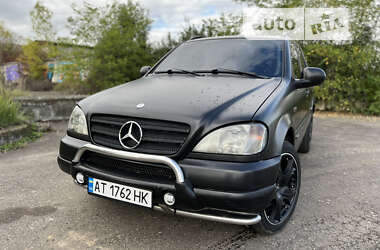 Внедорожник / Кроссовер Mercedes-Benz M-Class 1999 в Коломые