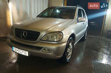 Внедорожник / Кроссовер Mercedes-Benz M-Class 2004 в Киеве