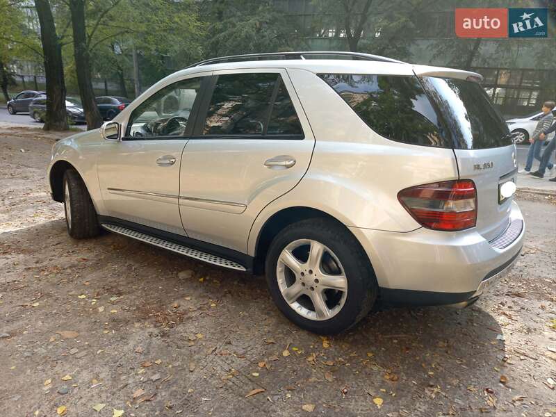 Внедорожник / Кроссовер Mercedes-Benz M-Class 2008 в Киеве