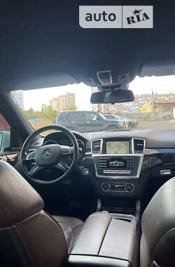 Позашляховик / Кросовер Mercedes-Benz M-Class 2011 в Харкові