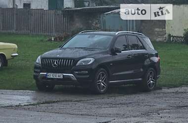 Позашляховик / Кросовер Mercedes-Benz M-Class 2014 в Кривому Розі