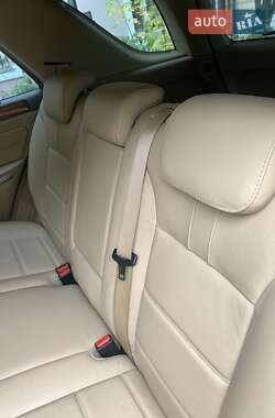 Внедорожник / Кроссовер Mercedes-Benz M-Class 2010 в 