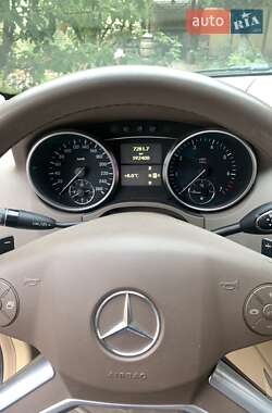 Внедорожник / Кроссовер Mercedes-Benz M-Class 2010 в 