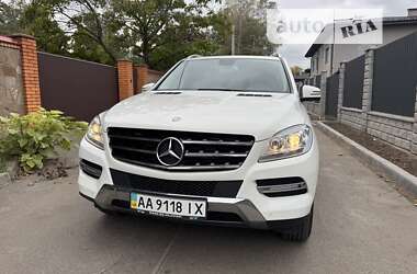 Позашляховик / Кросовер Mercedes-Benz M-Class 2012 в Києві