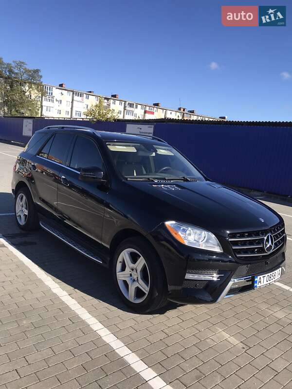 Внедорожник / Кроссовер Mercedes-Benz M-Class 2013 в Калуше