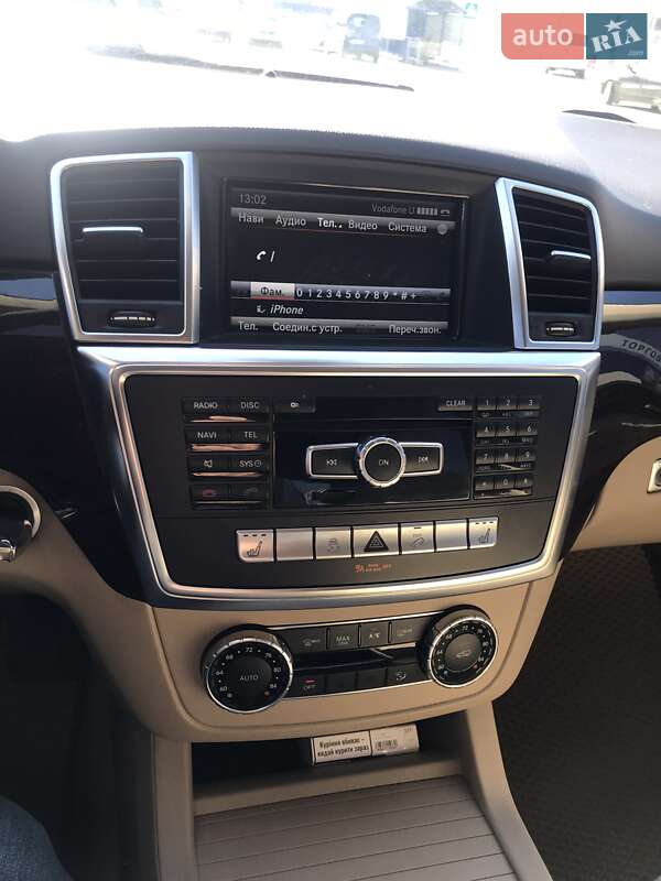 Внедорожник / Кроссовер Mercedes-Benz M-Class 2013 в Калуше