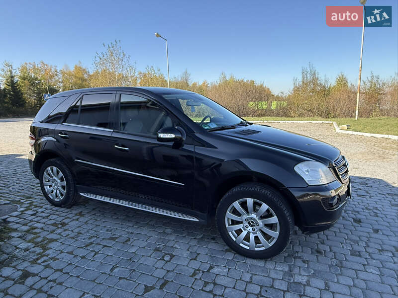 Внедорожник / Кроссовер Mercedes-Benz M-Class 2007 в Яремче
