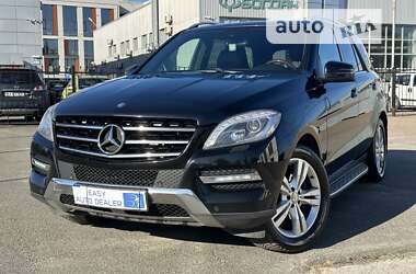 Внедорожник / Кроссовер Mercedes-Benz M-Class 2013 в Киеве