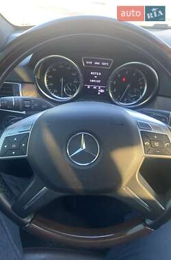 Внедорожник / Кроссовер Mercedes-Benz M-Class 2011 в 
