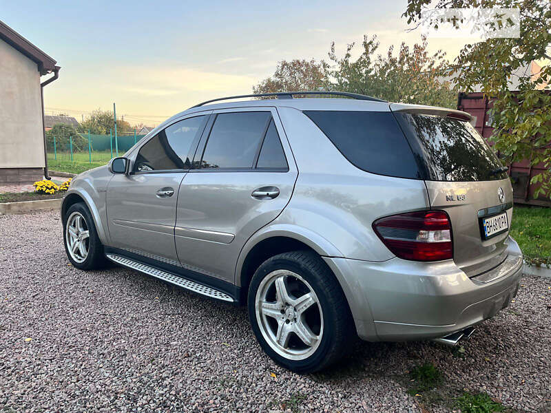 Позашляховик / Кросовер Mercedes-Benz M-Class 2008 в Одесі