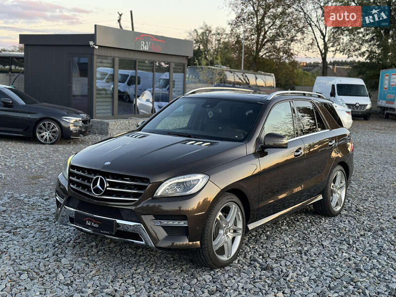 Позашляховик / Кросовер Mercedes-Benz M-Class 2012 в Бродах