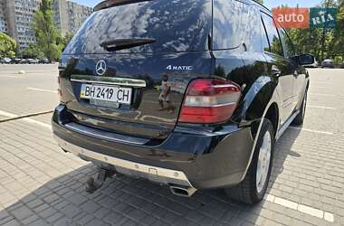 Внедорожник / Кроссовер Mercedes-Benz M-Class 2008 в 