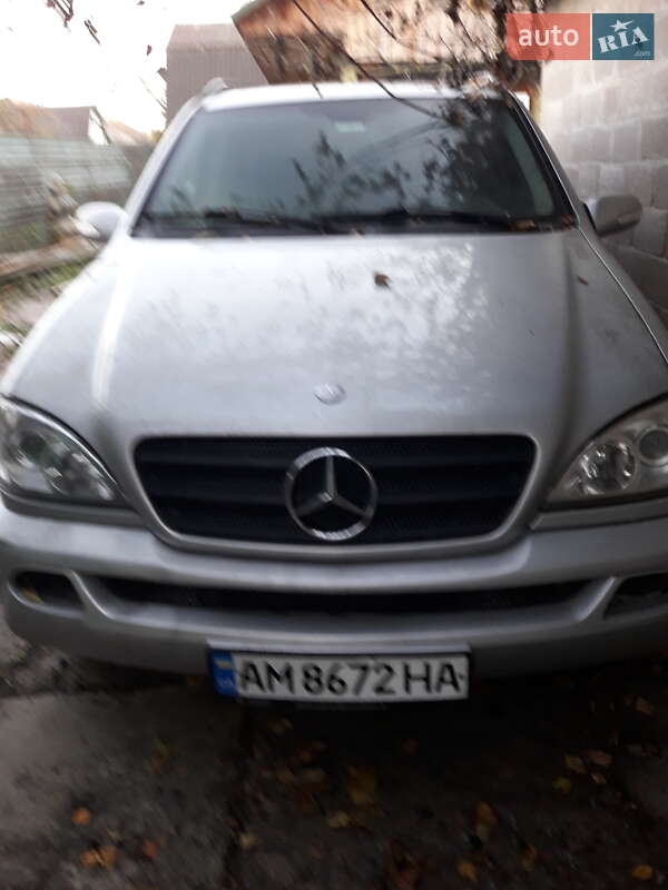 Внедорожник / Кроссовер Mercedes-Benz M-Class 2004 в Коростене