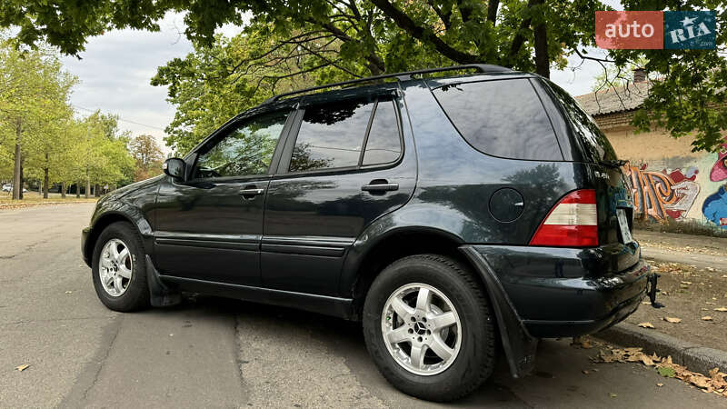 Внедорожник / Кроссовер Mercedes-Benz M-Class 2003 в Николаеве фото 5 Внедорожник / Кроссовер Mercedes-Benz M-Class 2003 в Николаеве