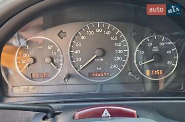 Внедорожник / Кроссовер Mercedes-Benz M-Class 2003 в 