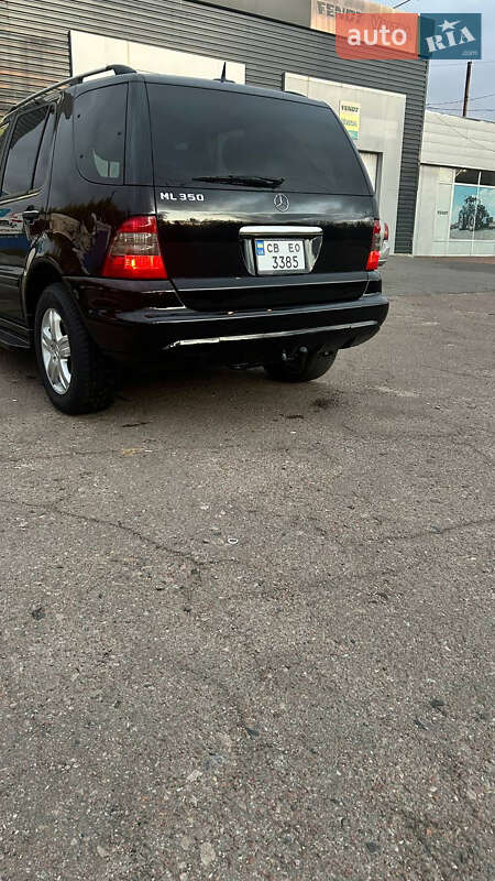 Внедорожник / Кроссовер Mercedes-Benz M-Class 2005 в Прилуках