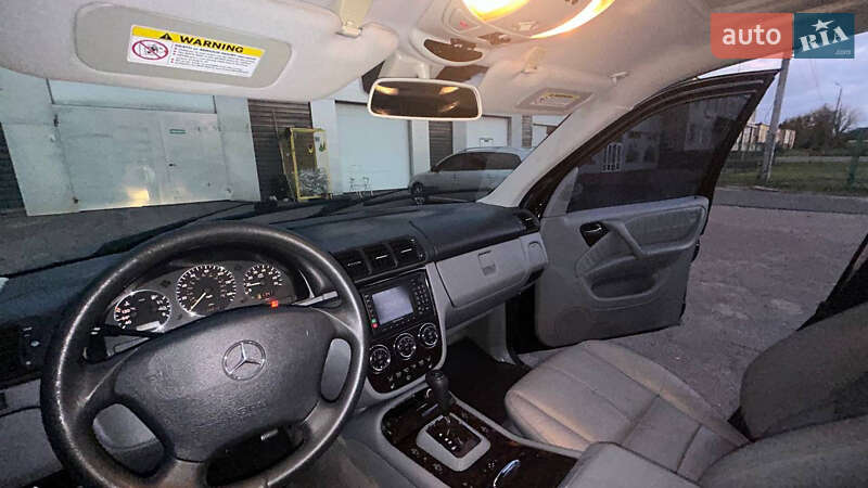 Внедорожник / Кроссовер Mercedes-Benz M-Class 2005 в Прилуках