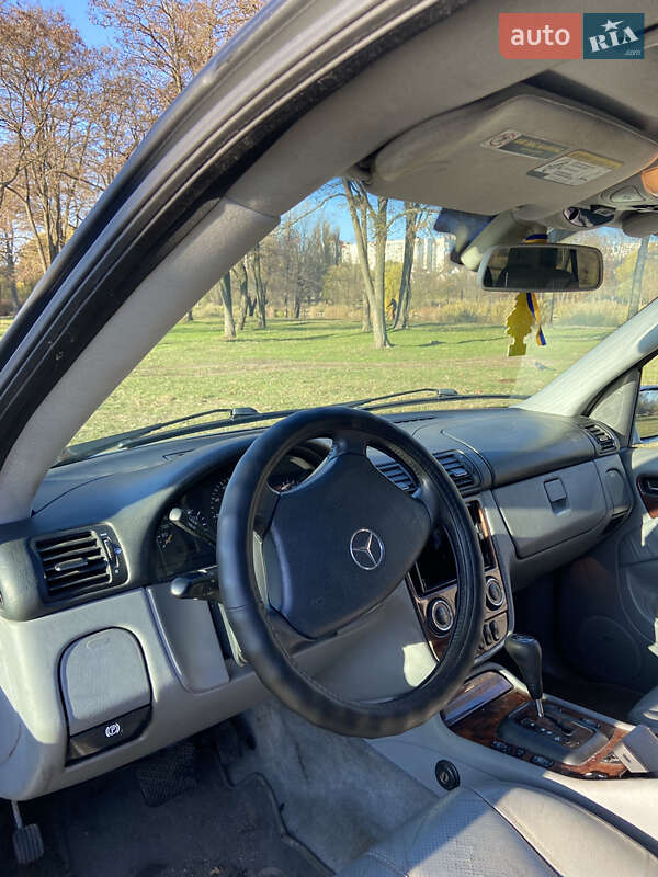 Внедорожник / Кроссовер Mercedes-Benz M-Class 2003 в Белой Церкви
