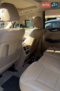 Позашляховик / Кросовер Mercedes-Benz M-Class 2015 в 