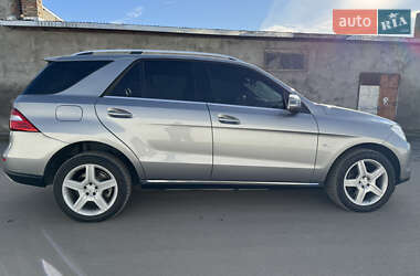 Позашляховик / Кросовер Mercedes-Benz M-Class 2012 в Ковелі