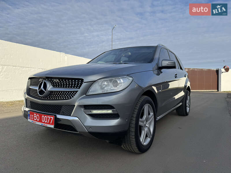 Позашляховик / Кросовер Mercedes-Benz M-Class 2012 в Ковелі