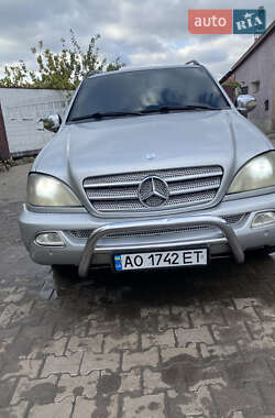 Позашляховик / Кросовер Mercedes-Benz M-Class 2000 в Сумах