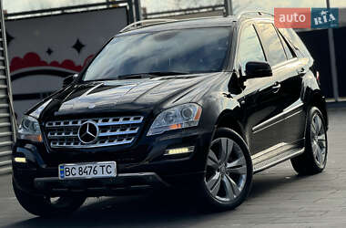 Позашляховик / Кросовер Mercedes-Benz M-Class 2011 в Самборі