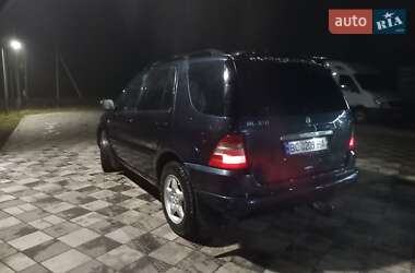 Позашляховик / Кросовер Mercedes-Benz M-Class 2000 в Самборі