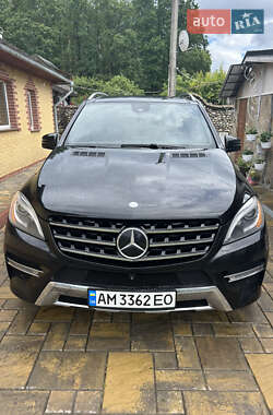 Позашляховик / Кросовер Mercedes-Benz M-Class 2015 в Житомирі