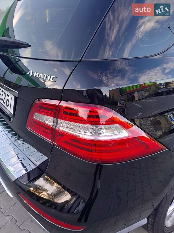 Внедорожник / Кроссовер Mercedes-Benz M-Class 2013 в Киеве