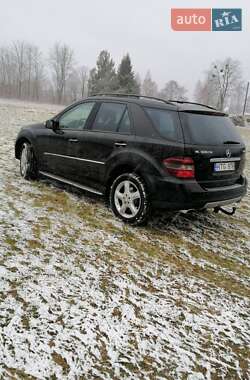 Позашляховик / Кросовер Mercedes-Benz M-Class 2008 в Рокитному