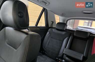 Позашляховик / Кросовер Mercedes-Benz M-Class 2013 в 