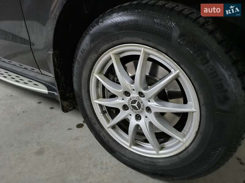 Внедорожник / Кроссовер Mercedes-Benz M-Class 2013 в Киеве