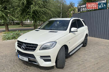 Позашляховик / Кросовер Mercedes-Benz M-Class 2012 в Кривому Розі