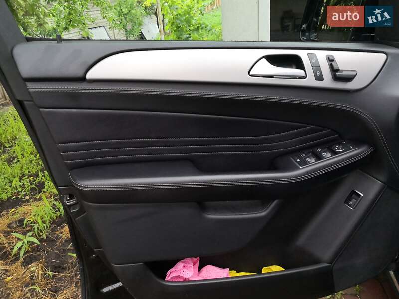 Внедорожник / Кроссовер Mercedes-Benz M-Class 2013 в Луцке