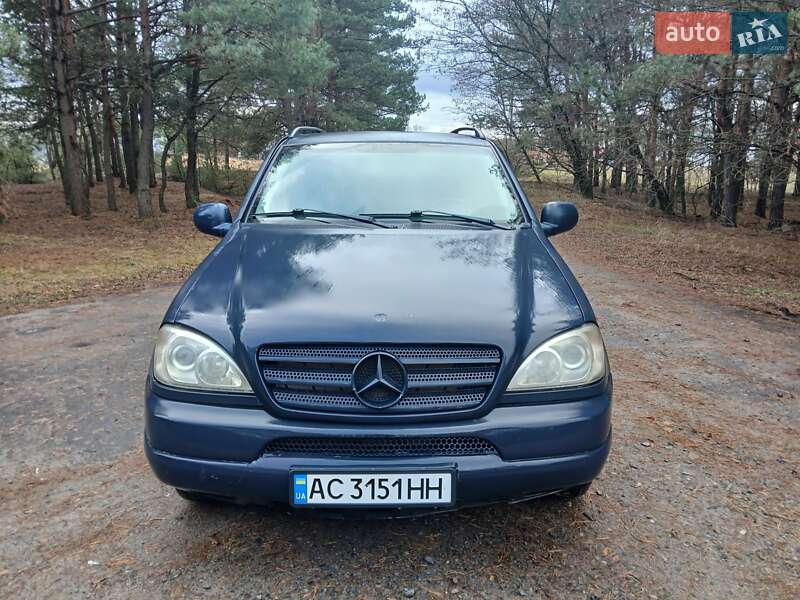 Внедорожник / Кроссовер Mercedes-Benz M-Class 2000 в Ковеле