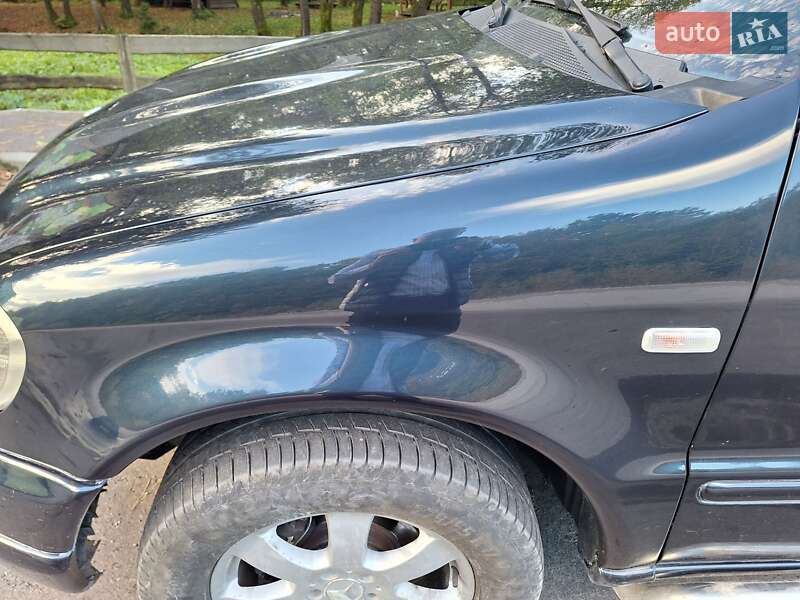 Внедорожник / Кроссовер Mercedes-Benz M-Class 2001 в Ивано-Франковске