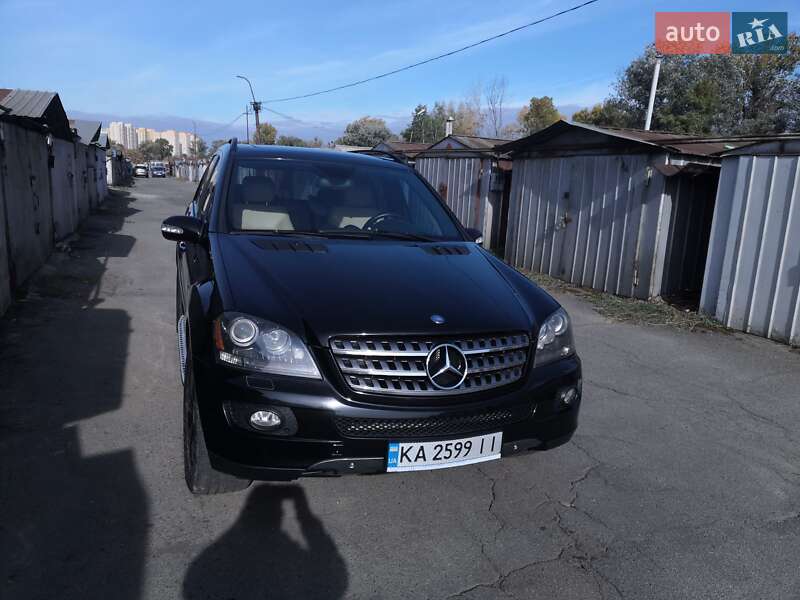 Внедорожник / Кроссовер Mercedes-Benz M-Class 2008 в Киеве