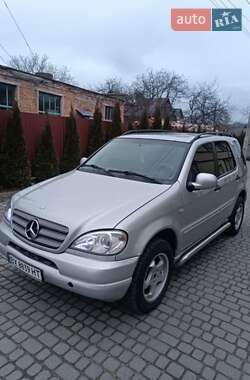 Позашляховик / Кросовер Mercedes-Benz M-Class 1998 в Львові