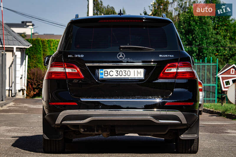 Внедорожник / Кроссовер Mercedes-Benz M-Class 2012 в Львове