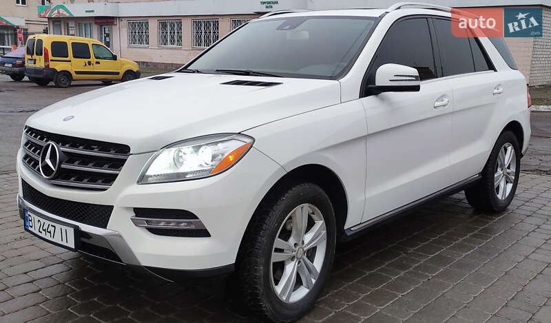Позашляховик / Кросовер Mercedes-Benz M-Class 2014 в Полтаві