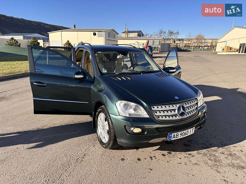Позашляховик / Кросовер Mercedes-Benz M-Class 2008 в Могилів-Подільському