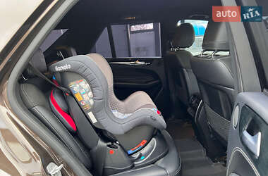 Внедорожник / Кроссовер Mercedes-Benz M-Class 2013 в 