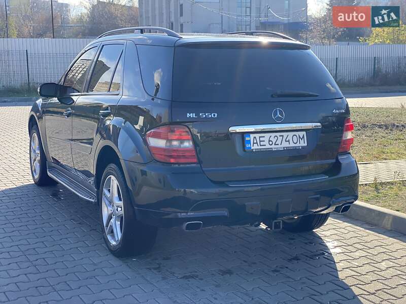Позашляховик / Кросовер Mercedes-Benz M-Class 2008 в Дніпрі