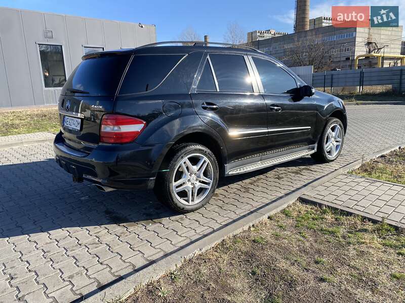 Позашляховик / Кросовер Mercedes-Benz M-Class 2008 в Дніпрі