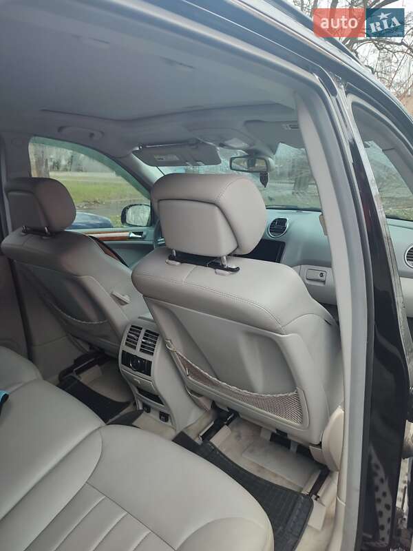 Позашляховик / Кросовер Mercedes-Benz M-Class 2005 в Запоріжжі
